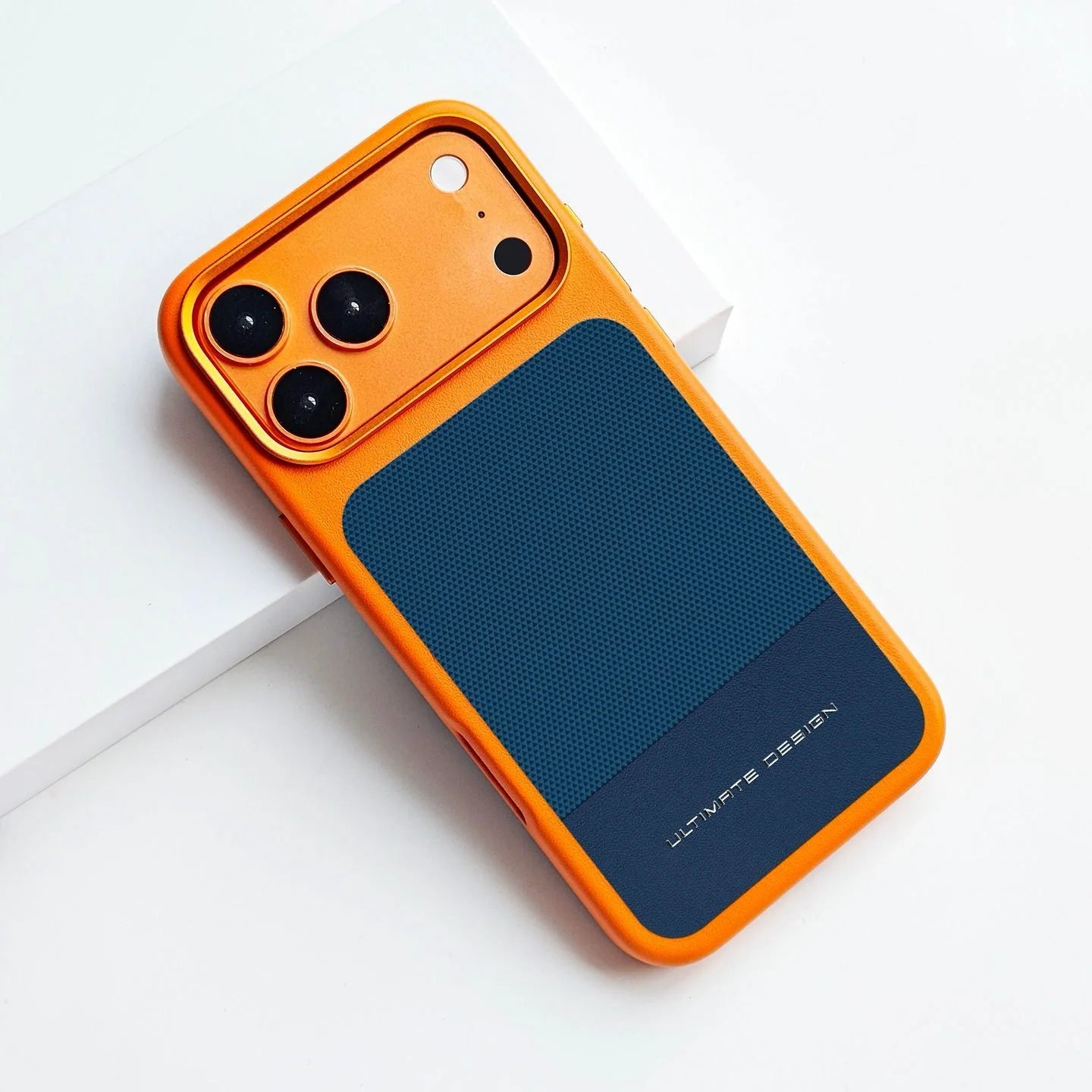 ZEERA MagLuxe Pro：iPhone 18 Pro / 18 Pro Max用 カスタム プレミアムレザー MagSafeケース