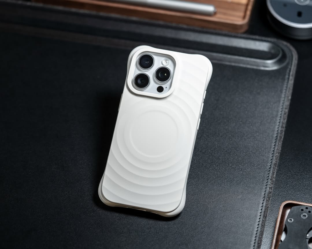 ZEERA MagRipple Pro: Ripple Design MagSafe Case for iPhone 17 Pro Max, iPhone 18 Pro Max